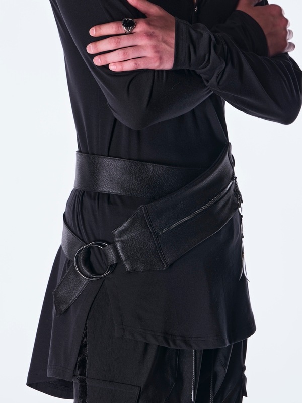 (ͽ���ʡ�10������11������ͽ��/kiryuyrik������奦����奦/Emboss Silley Jersey Body Bag/Black