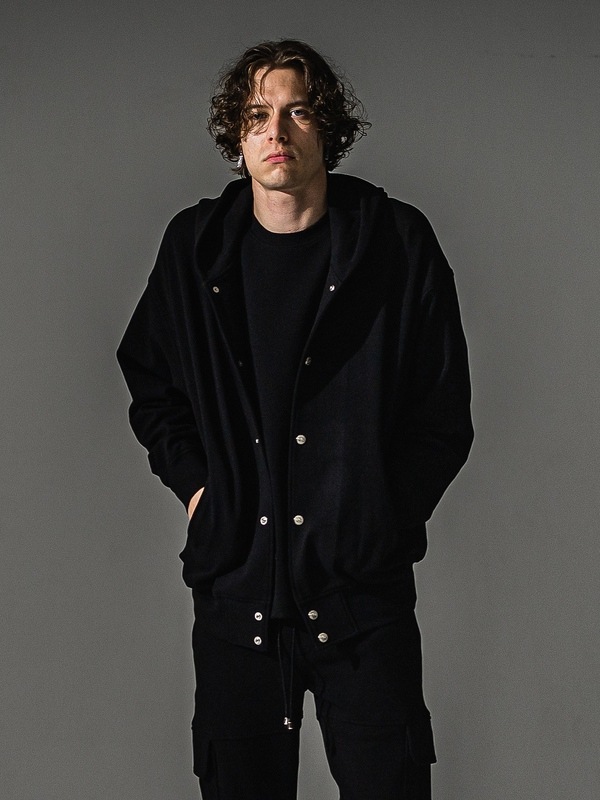 �㴰���RESOUND CLOTHING���ꥵ����ɥ���������/blister Varsity hoodie/BLACK