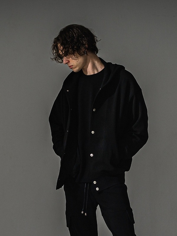 �㴰���RESOUND CLOTHING���ꥵ����ɥ���������/blister Varsity hoodie/BLACK