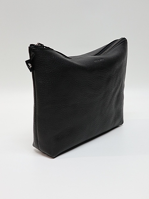 wjk֥른/KOBE LEATHER big poach/black