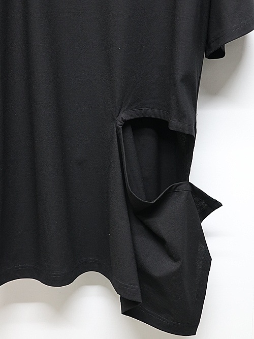 Ground Y�����饦��ɥ磻/30 HARD TWIST STRETCH JERSEY LEFT SIDE CUT OUT SHORT SLEEVED T/BLACK