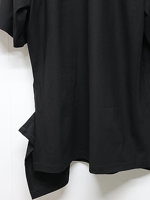 Ground Y�����饦��ɥ磻/30 HARD TWIST STRETCH JERSEY LEFT SIDE CUT OUT SHORT SLEEVED T/BLACK