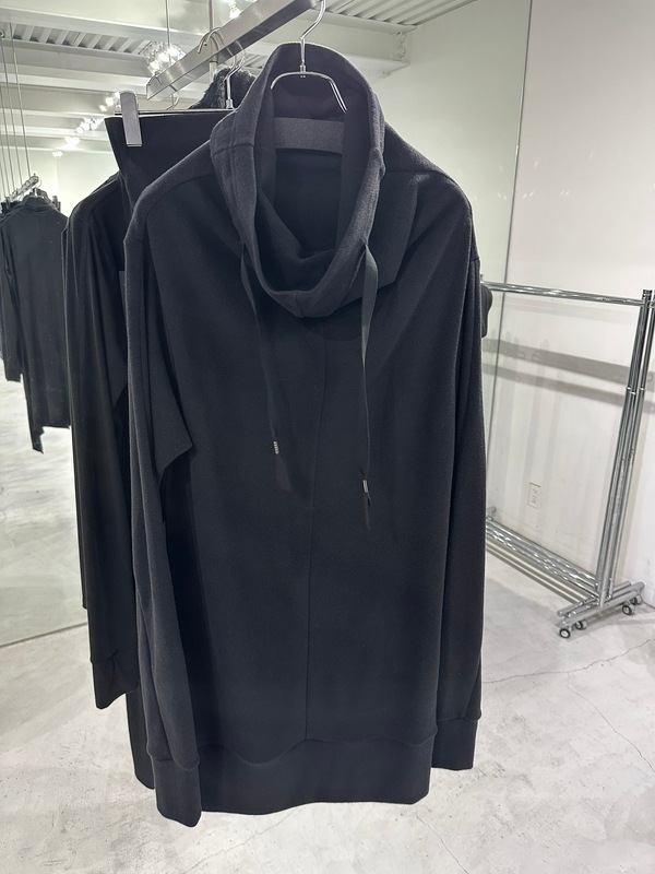 (ͽ���ʡ�10������11������ͽ��/kiryuyrik������奦����奦/Heat Tech Jersey Loose Neck Pull Over/Black