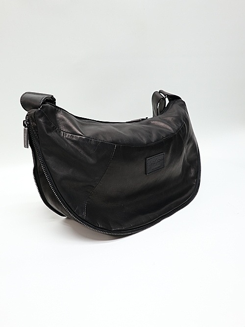 Yohji Yamamoto���襦����ޥ��/������å��ۡ����쥶�����ϡ��եࡼ�󥷥������Хå�/BLACK