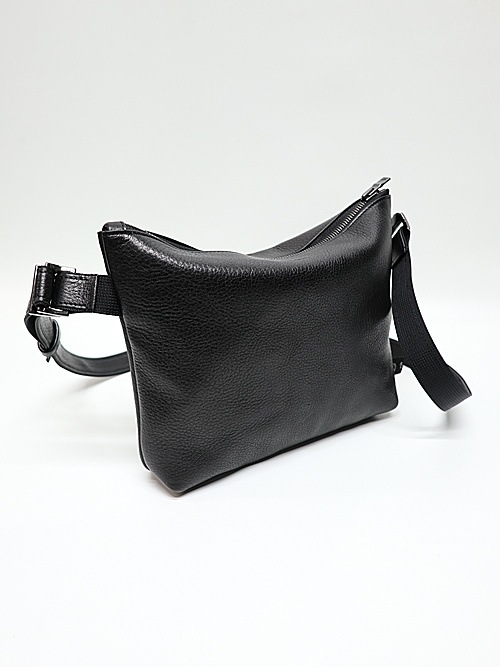wjk֥른/KOBE LEATHER sacoche/black