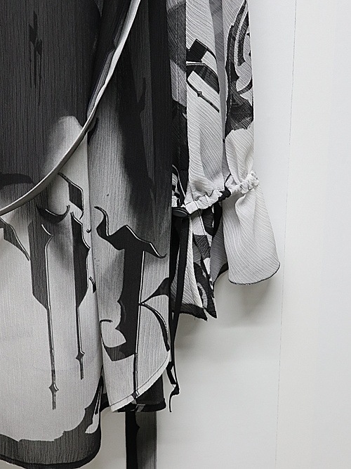 (ͽ���ʡ�6��7������ͽ��/kiryuyrik������奦����奦/Decorative YOURYU Gather Sleeve Shirt/Black&Gray