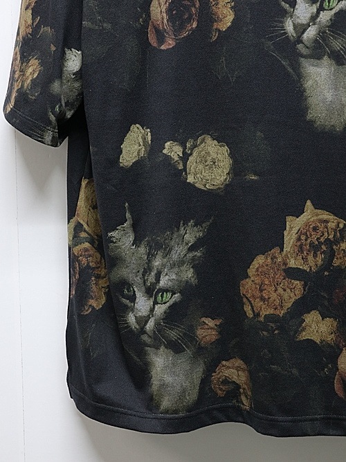 LAD MUSICIANå ߥ塼/30/2 T-CLOTH ROSE+CAT BIG T/BLACK BEIGE