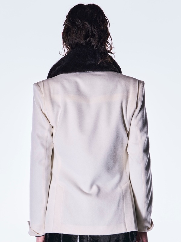 (ͽ���ʡ�11������12������ͽ��/kiryuyrik������奦����奦/Beaver Fur Napoleon Jacket/White