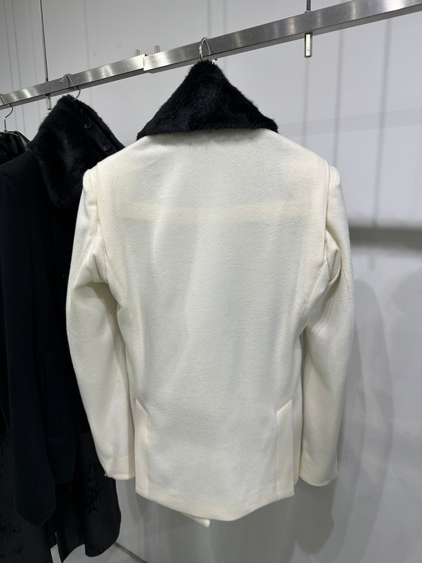 (ͽ���ʡ�11������12������ͽ��/kiryuyrik������奦����奦/Beaver Fur Napoleon Jacket/White