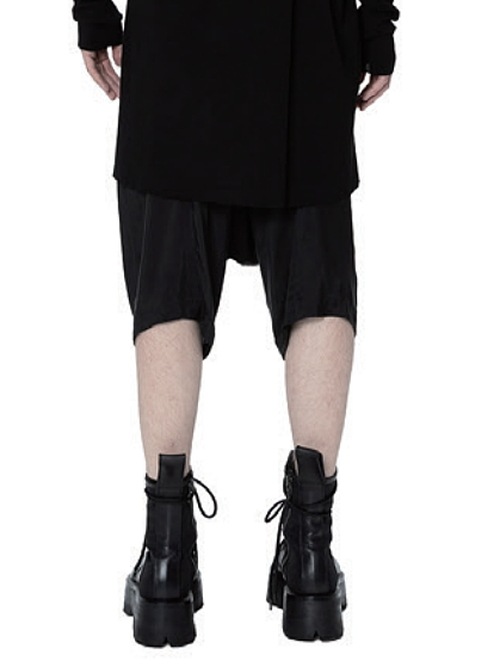 JULIUSꥦ/CUPRO TAFFETA TROUSERS2/BLACK