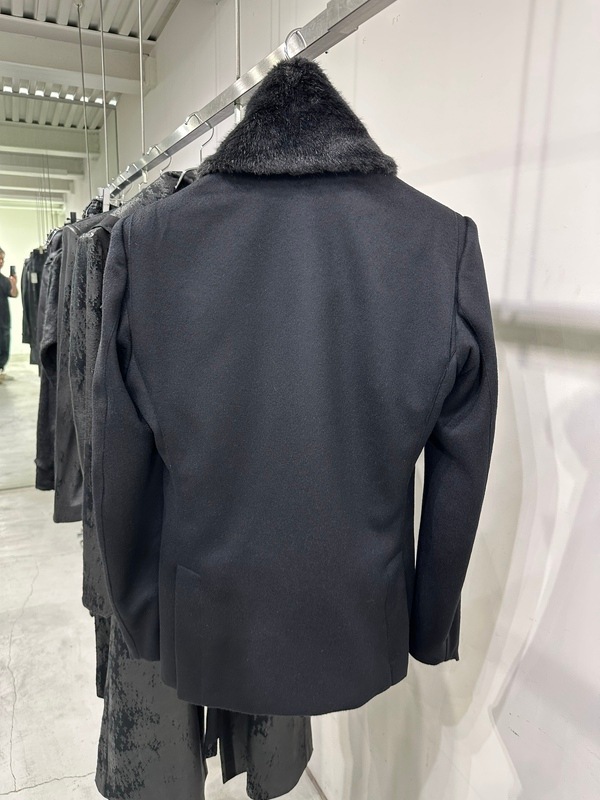 (ͽ���ʡ�11������12������ͽ��/kiryuyrik������奦����奦/Beaver Fur Napoleon Jacket/Black