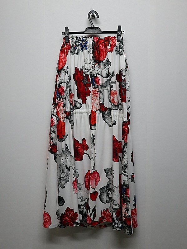 (ͽ���ʡ�4��5������ͽ��/THE ONENESS�������ͥ�/THEONENESS-FLORA Shirring Skirt/White