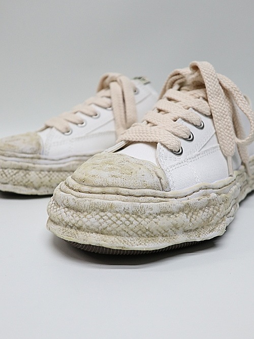 Maison MIHARA YASUHIRO/- PETERSON 23 - vintage color dyed original sole canvas low-top sneakers/ WHITE.