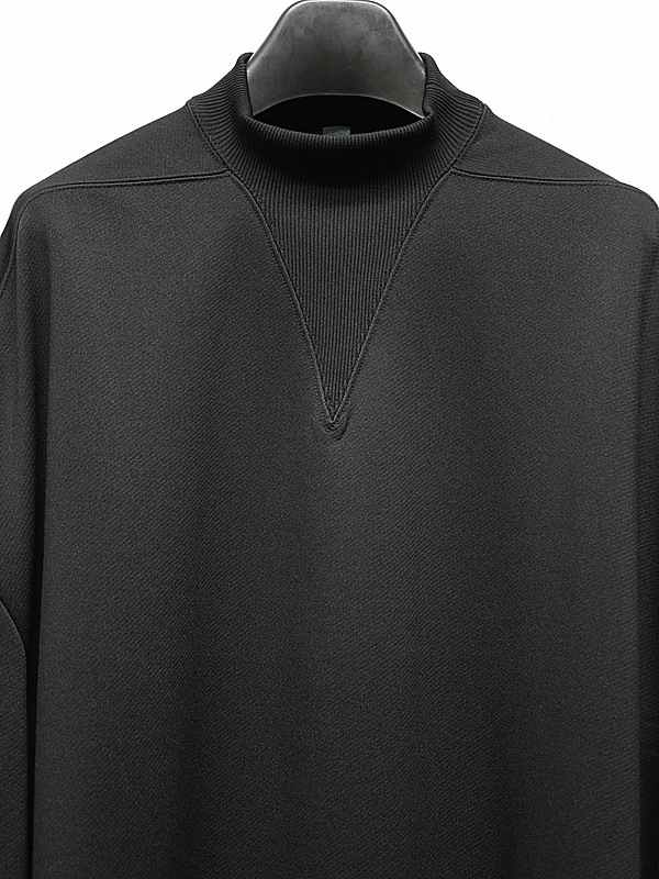 RIPVANWINKLE����åץ����󥦥��󥯥�/����Υ�롼�� PONCHO JERSEY/BLACK