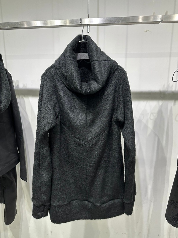 (ͽ���ʡ�11������12������ͽ��/kiryuyrik������奦����奦/Long Shaggy Jersey Loose High Nack Pull Over/Black