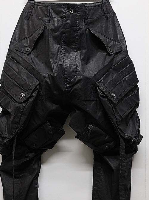 JULIUS����ꥦ��/COATED CLOTH TROUSERS17/BLACK