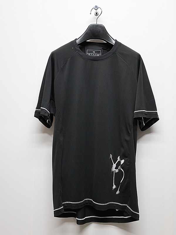 Y-3���磻���꡼/M GFX RUN SS TEE/BLACK