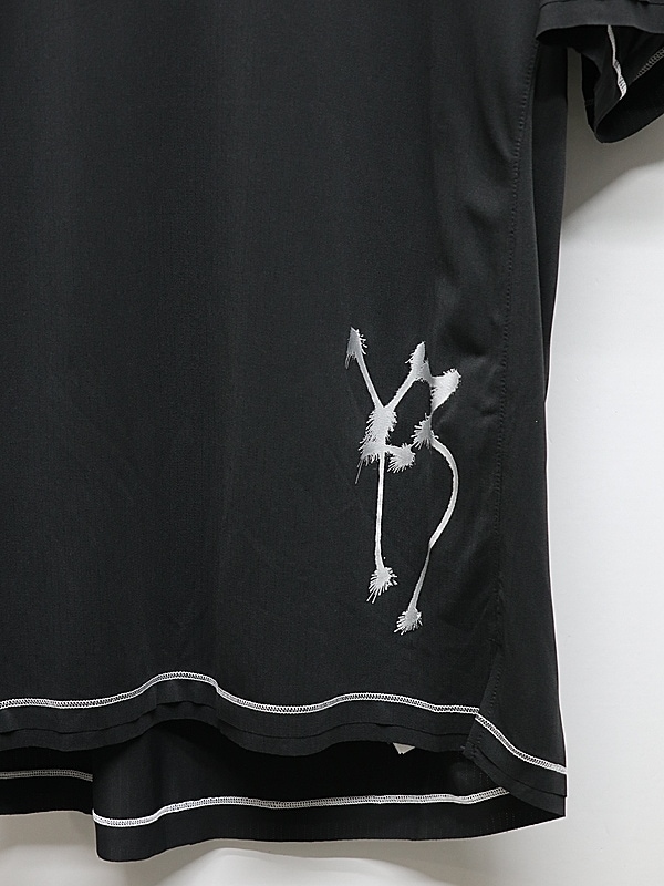 Y-3���磻���꡼/M GFX RUN SS TEE/BLACK