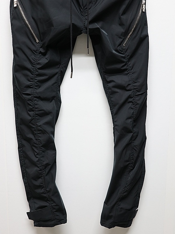 wjk�����֥른��������/puckering banana teck pants/black