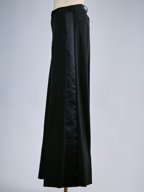 (ͽ���ʡ�5��6������ͽ��/THE ONENESS�������ͥ�/W-Satin Wide Slacks/Black