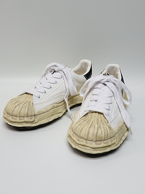 Maison MIHARA YASUHIRO/rs - BLAKEY -vintage color dyed original sole canvas Low-Top sneakers/ WHITE.
