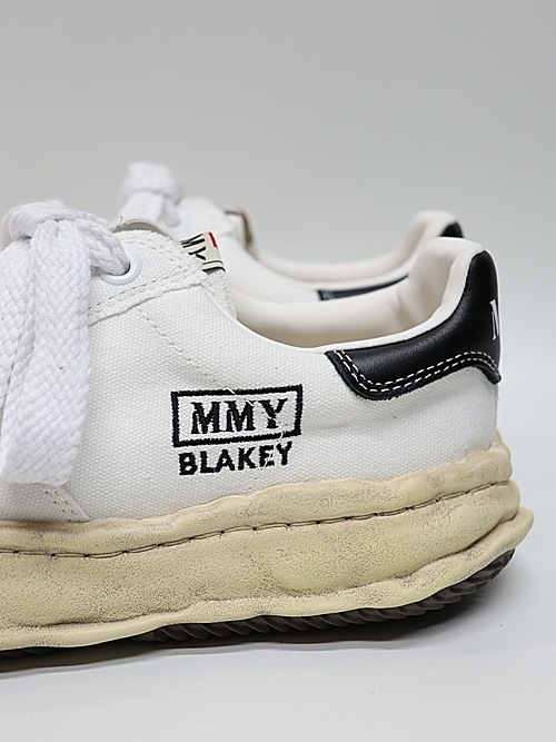 Maison MIHARA YASUHIRO/rs - BLAKEY -vintage color dyed original sole canvas Low-Top sneakers/ WHITE.