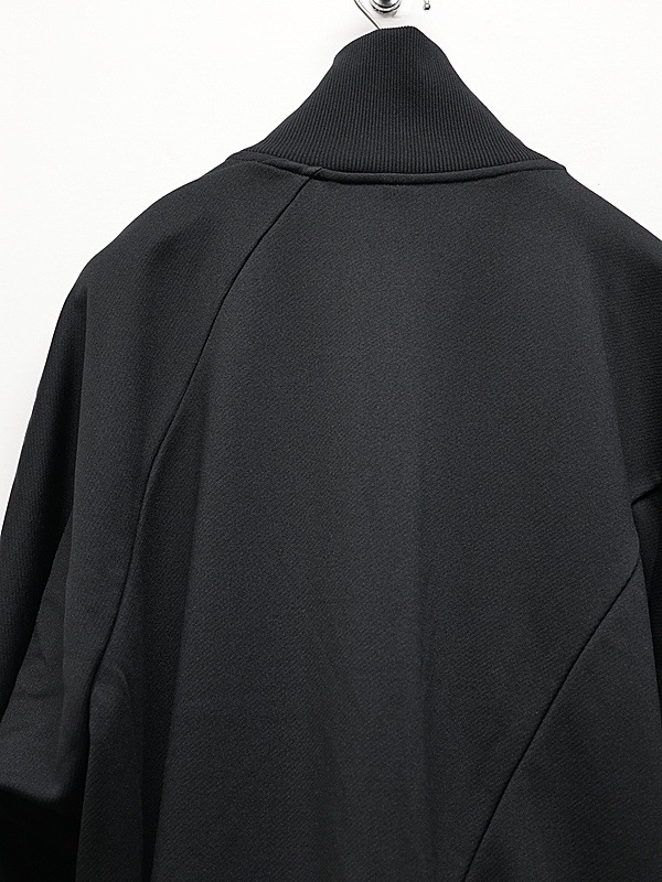 RIPVANWINKLE����åץ����󥦥��󥯥�/����Υ�롼�� TWIST ZIP UP JERSEY/BLACK