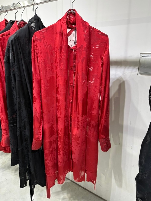 (ͽ���ʡ�7��8������ͽ��/kiryuyrik������奦����奦/Sahadow Butterfly Opal Stoal Flare Shirt/Red