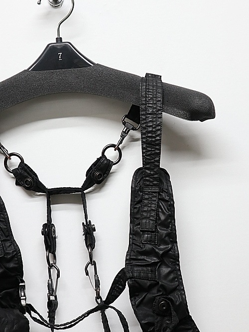 JULIUSꥦ/COATED CLOTH VEST4/BLACK