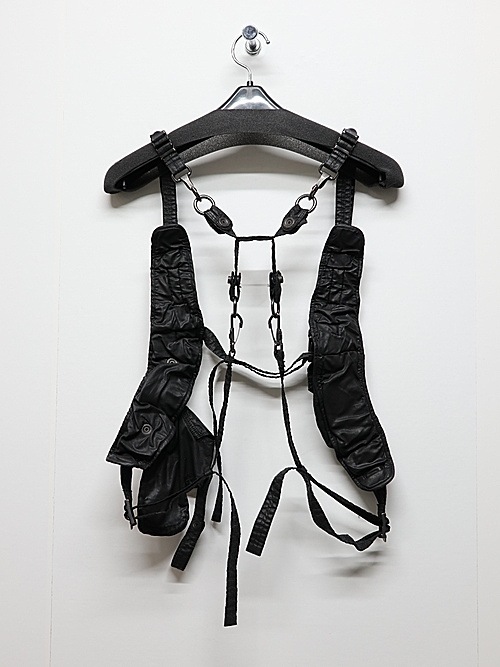 JULIUSꥦ/COATED CLOTH VEST4/BLACK
