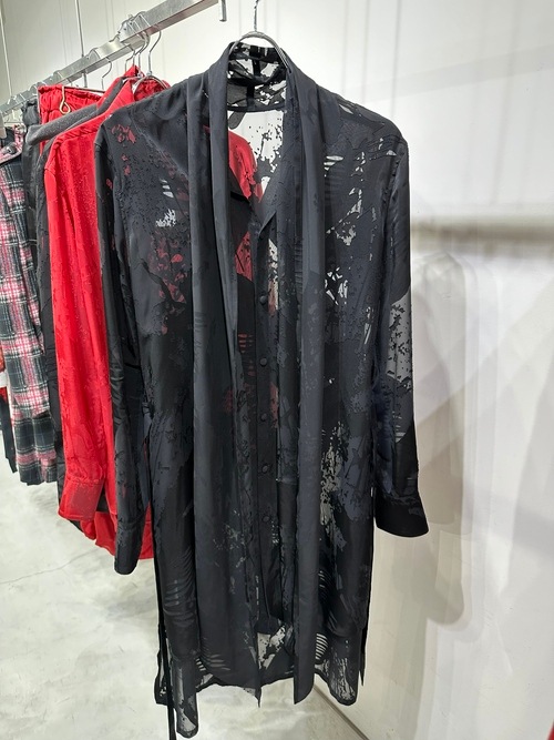 (ͽ���ʡ�7��8������ͽ��/kiryuyrik������奦����奦/Sahadow Butterfly Opal Stoal Flare Shirt/Black