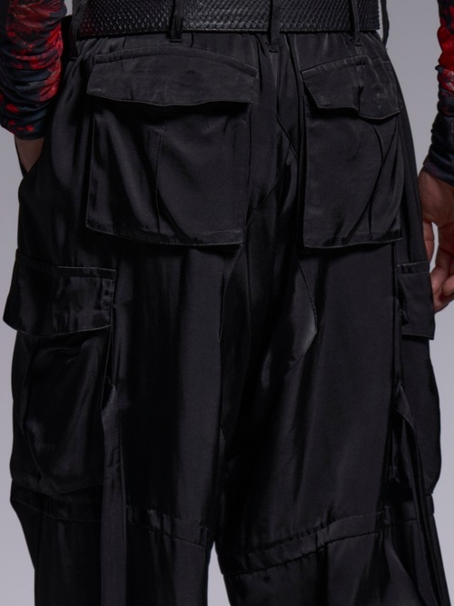 (ͽ���ʡ�7��8������ͽ��/kiryuyrik������奦����奦/Satin Cargo Pants/Black