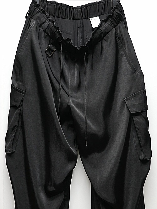 (ͽ���ʡ�7��8������ͽ��/kiryuyrik������奦����奦/Satin Cargo Pants/Black