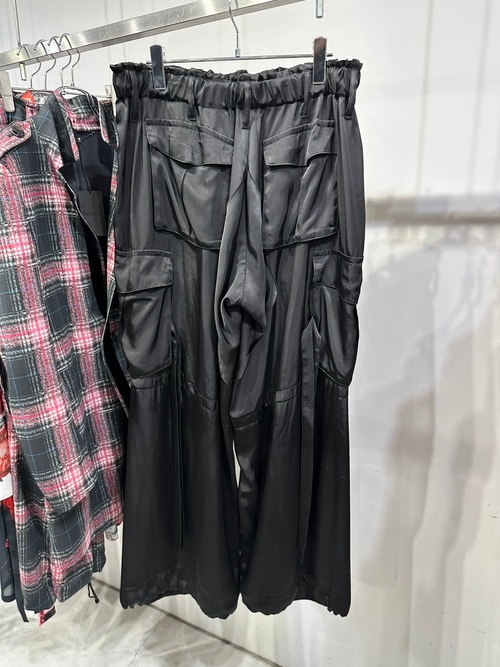 (ͽ���ʡ�7��8������ͽ��/kiryuyrik������奦����奦/Satin Cargo Pants/Black