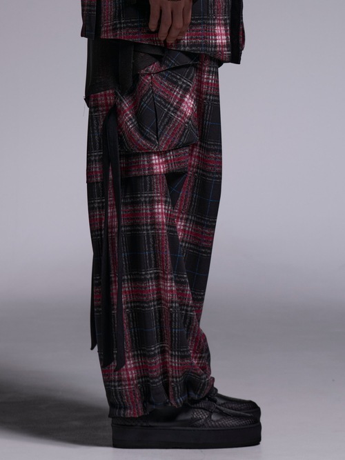 (ͽ���ʡ�7��8������ͽ��/kiryuyrik������奦����奦/Pink Check Twill Cargo Pants/Black&Pink