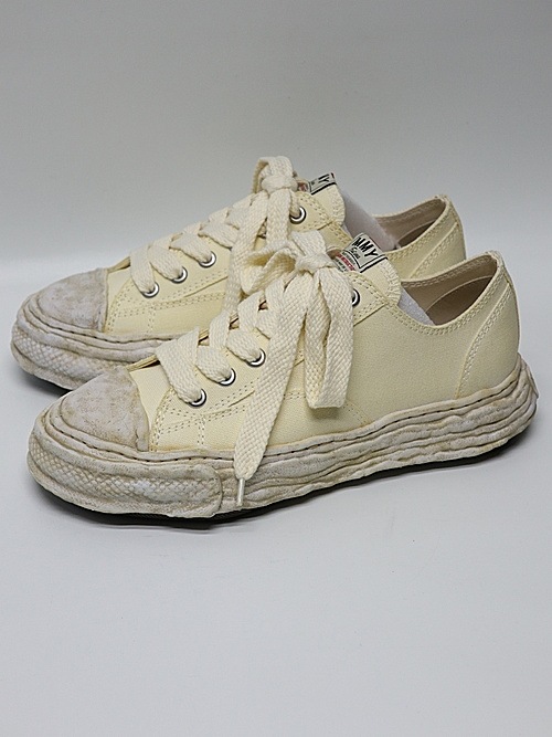 Maison MIHARA YASUHIRO�� PETERSON 23 LOW/original sole canvas garment dye Low-Top sneakers/WHT.