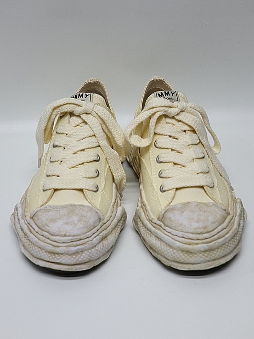 Maison MIHARA YASUHIRO�� PETERSON 23 LOW/original sole canvas garment dye Low-Top sneakers/WHT.