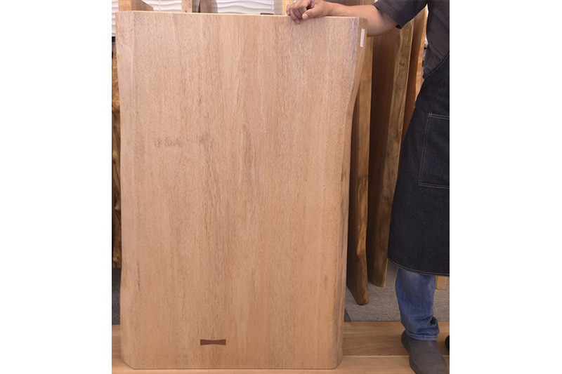 マンゴ　1枚板 ウレタン仕上げ