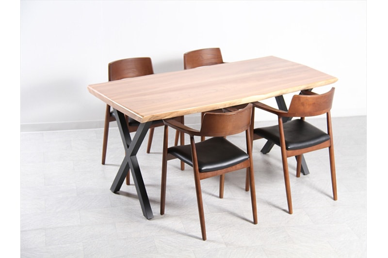 チェリー アイアン脚　接ぎ板テーブル　ウレタン仕上げ