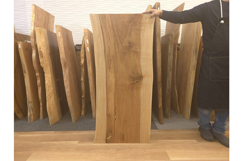 栃　一枚板　ローテーブル用　オイル仕上げ