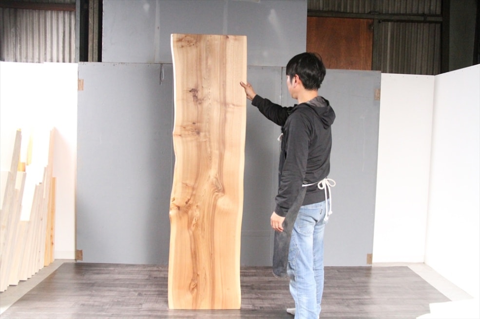 ニレ　一枚板　テーブル　カウンター用　オイル仕上げ