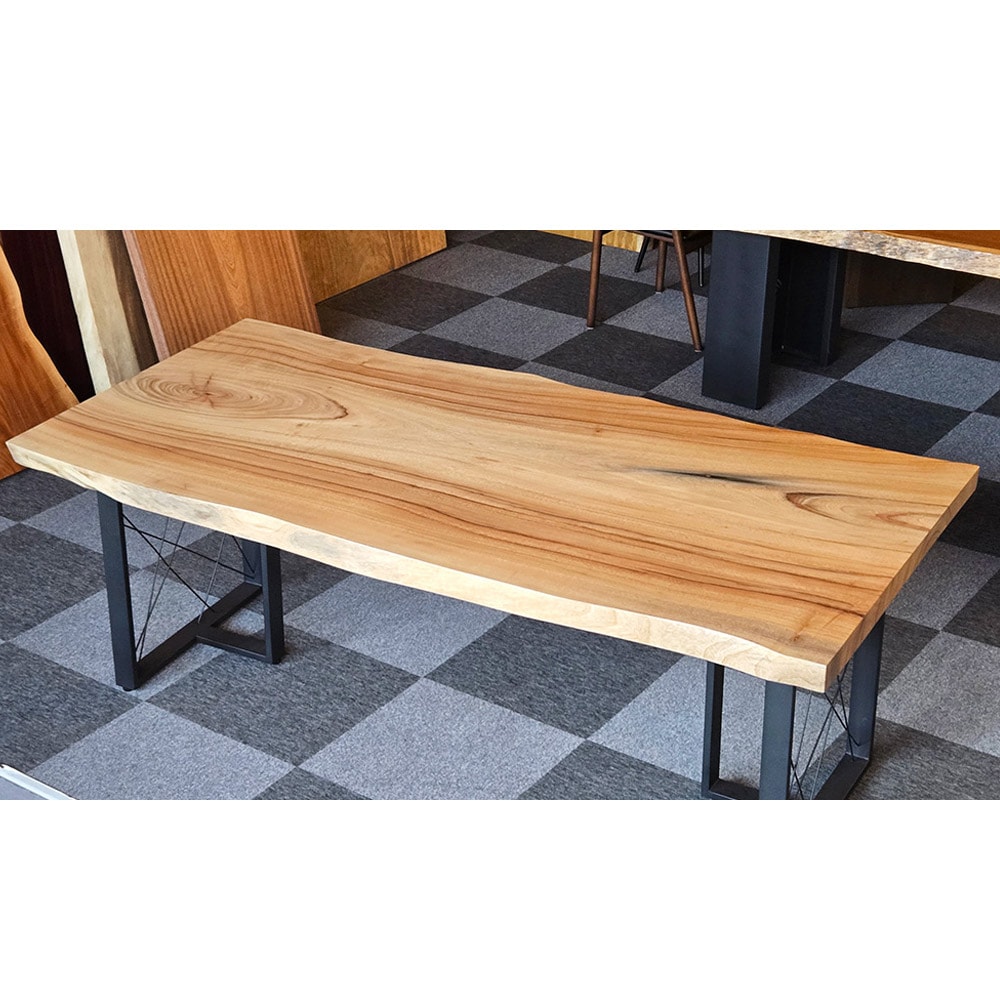 楠(くす) ダイニングテーブル 一枚板 ウレタン塗装(艶なし)