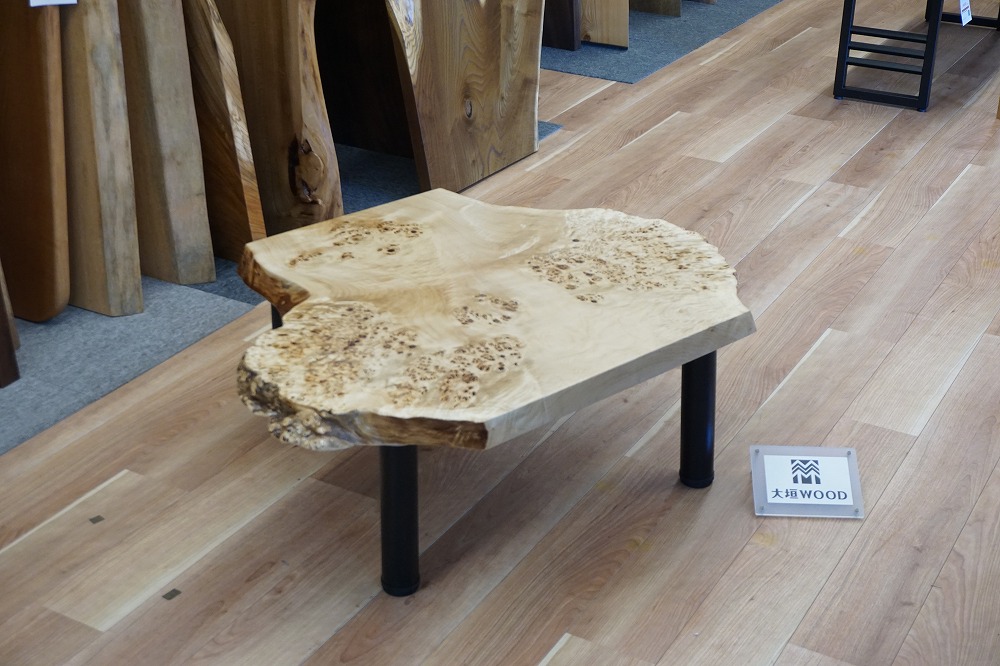 檜一枚板⭐︎ローテーブル★ワトコオイル⭐︎艶消しウレタン仕上げ ローテーブル | 大垣WOOD
