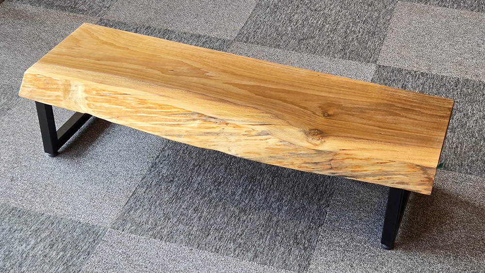 トチ 棚板用一枚板 オイル仕上げ | 一枚板/接ぎ板 | 大垣WOOD