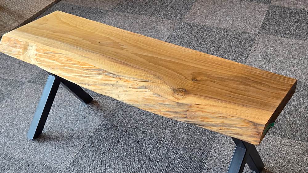 トチ 棚板用一枚板 オイル仕上げ | 一枚板/接ぎ板 | 大垣WOOD