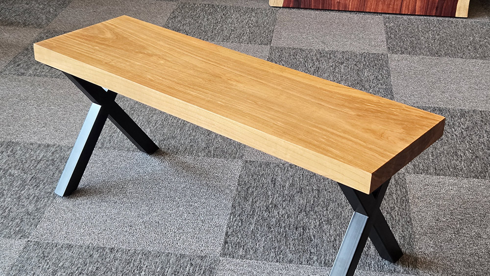 タモ一枚板②カウンターやベンチなどに タモ ベンチ用一枚板 オイル仕上げ | ベンチ | 大垣WOOD