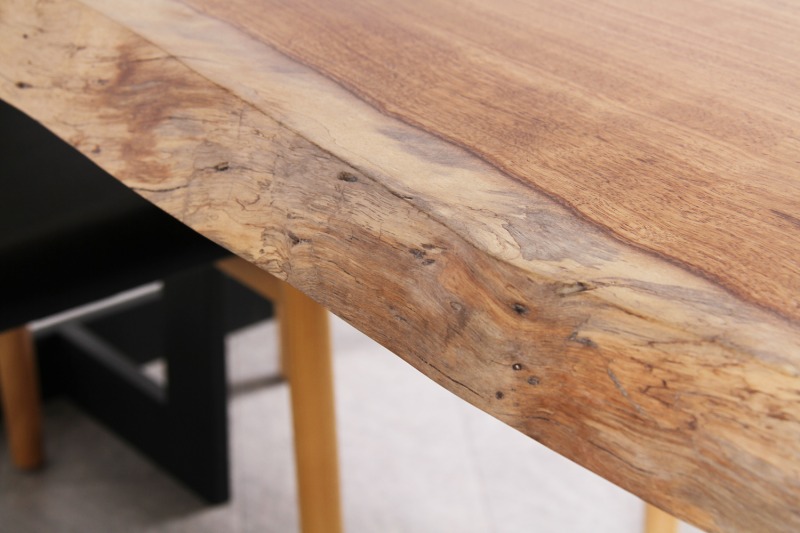 クウイラ(メルバウ) 1枚板 ウレタン仕上げ 6人掛け