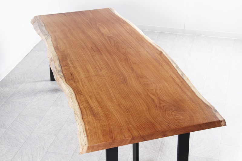 クウイラ(メルバウ) 1枚板 ウレタン仕上げ 6人掛け