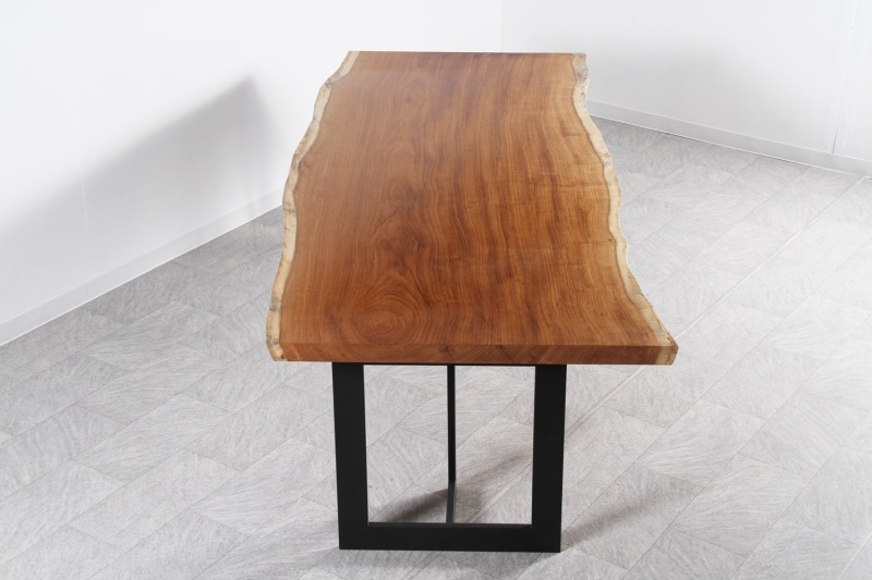 クウイラ(メルバウ) 1枚板 ウレタン仕上げ 6人掛け