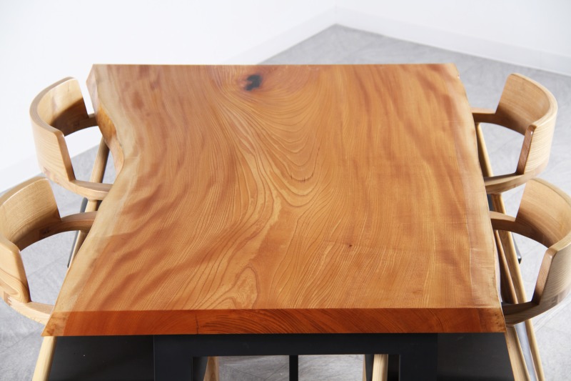 欅(けやき) 1枚板 オイル仕上げ 4人掛け | 一枚板テーブル | 大垣WOOD